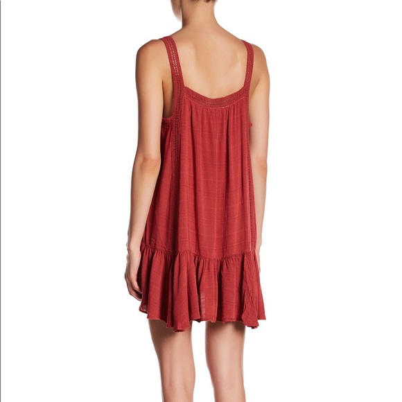 Anamá Shift Eyelet Dress in red - Picture 2 of 5